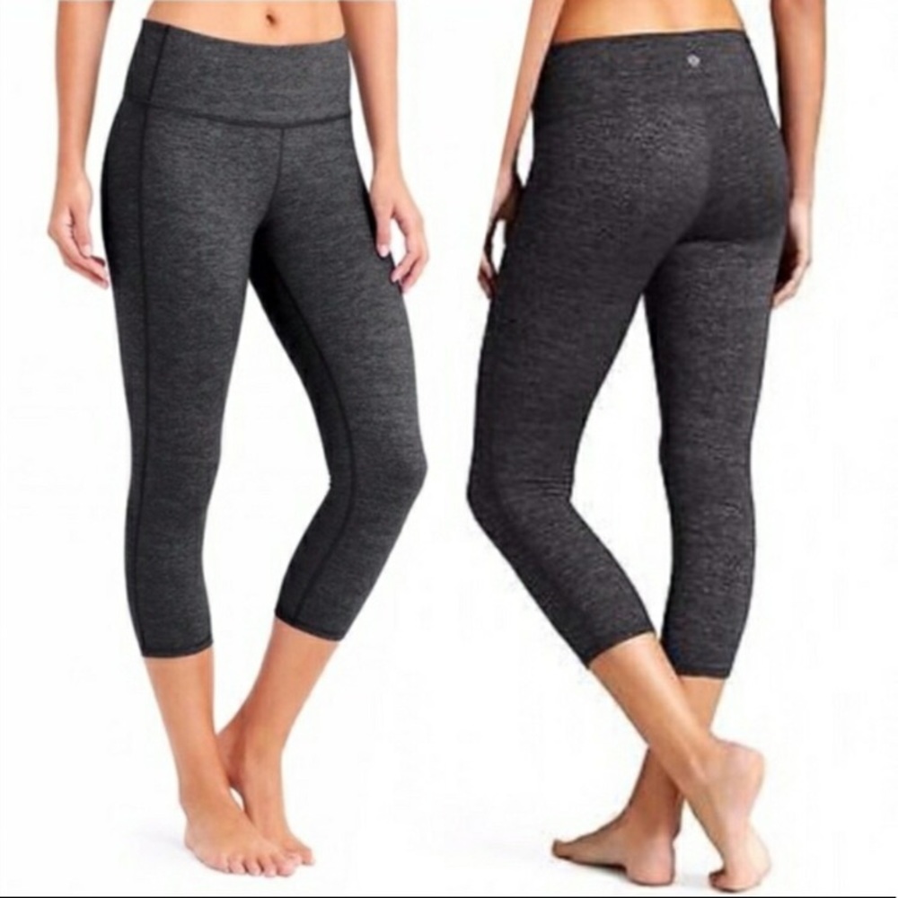 Athleta crop workout pants
